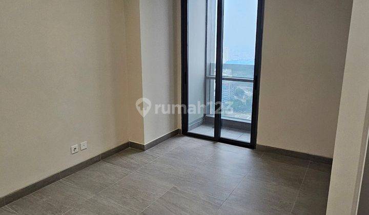 Apartemen Menara Jakarta 2 Kamar Tidur Baru Unfurnished 2