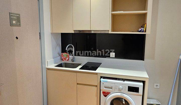 Apartemen Menara Jakarta 1 Kamar Tidur Furnished Bagus 1