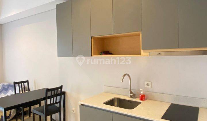 Dijual Cepat Apartemen Taman Anggrek Residence 2 Kamar Tidur Furnished Bagus 2