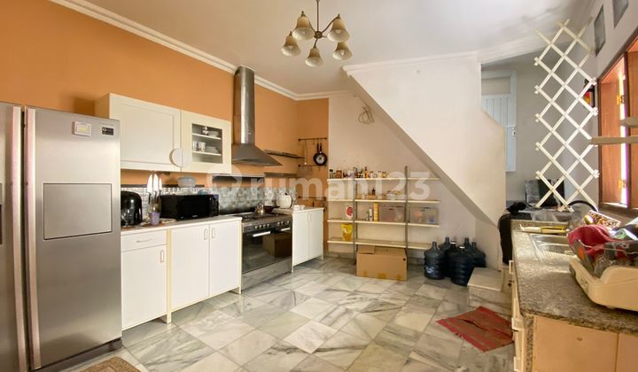 Rumah Nyaman Siap Huni Dalam Komplek Asri di Cirendeu Harga Super Terjangkau