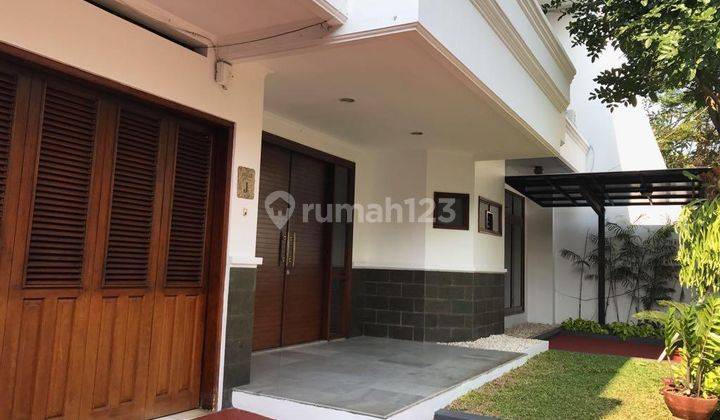 Rumah Luas Dan Asri Kondisi Rapih Berlokasi Ideal di Cipete 1