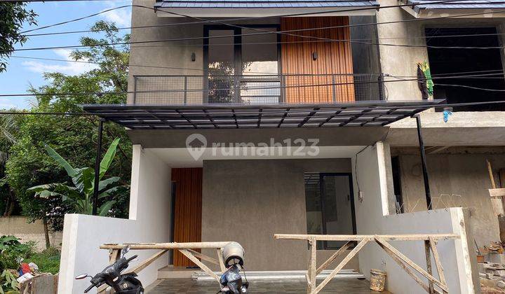 Brand New Rumah Modern Minimalis di Cinere Dekat ke Pintu Tol 1