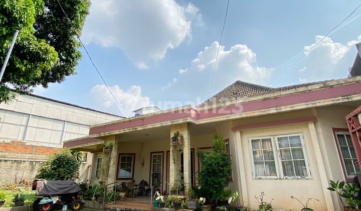 Rumah 2 Lantai Harga Menarik di Cinere Lahan Luas, Lokasi Strategis Dekat ke Tol 1