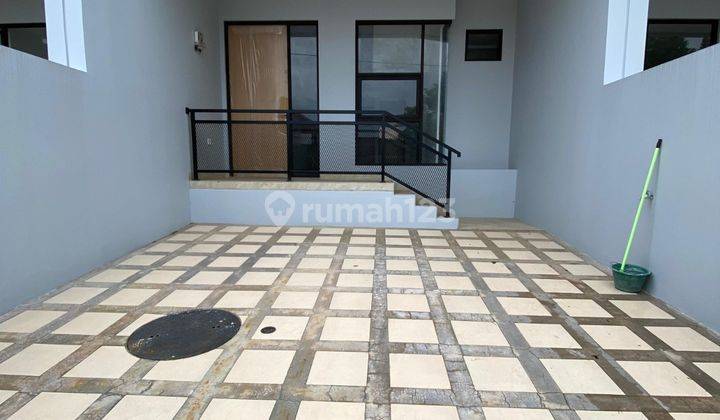 Brand New Rumah Minimalis Modern di Cinere Akses Mudah Ke Tol Brigif 2