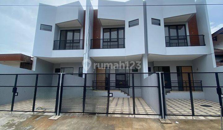 Brand New Rumah Minimalis Modern di Cinere Akses Mudah Ke Tol Brigif 1