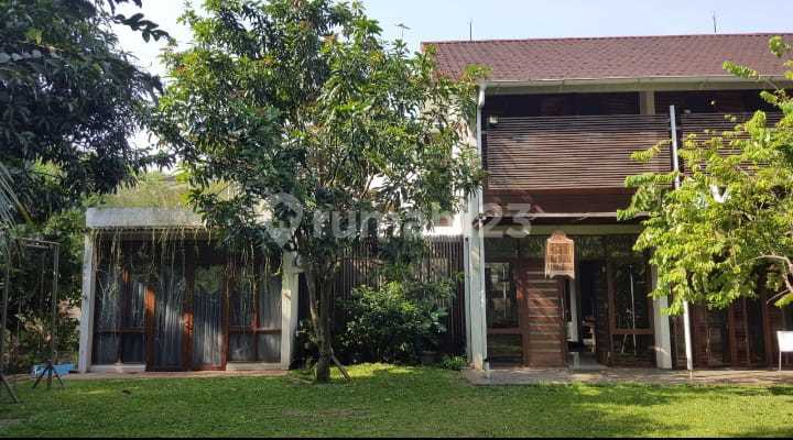 Rumah dengan Cafe Aktif di Cinere - Lahan Luas Lokasi Strategis Harga Terbaik 1