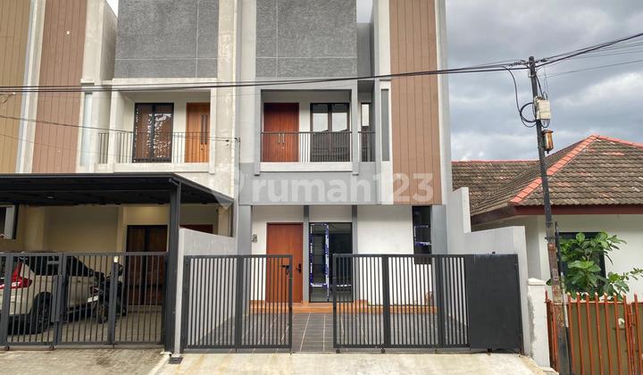 Modern Minimalist House in Cinere Complex - Brand New