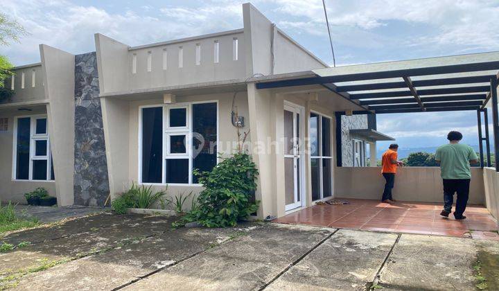 Dijual Villa Siap Huni Pemandangan Indah Di Gunung Geulis 2