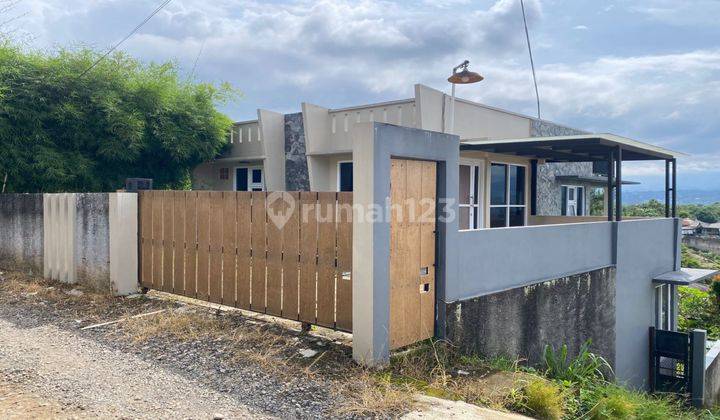 Dijual Villa Siap Huni Pemandangan Indah Di Gunung Geulis 1