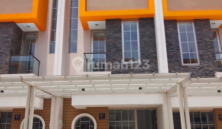 Dijual Rumah Pik 2 Uk.4,5x10 (3 Lt) 1