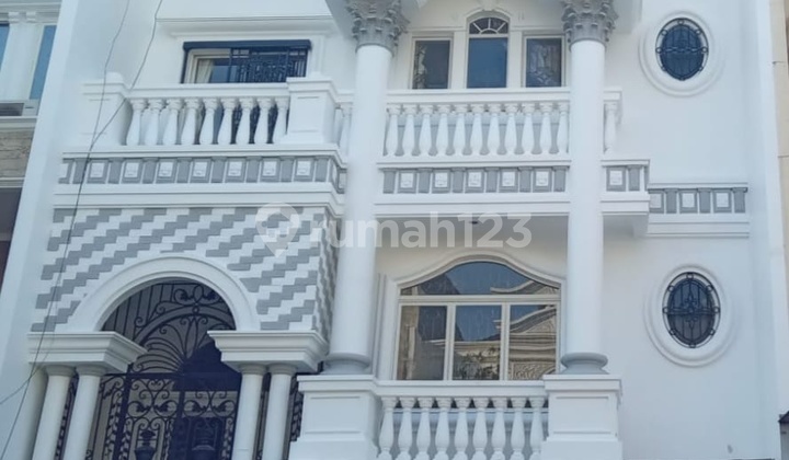 For Rent Luxury Furnished House In Florence Cluster Size 8x20 (3 Floors) Pantai Indah Kapuk