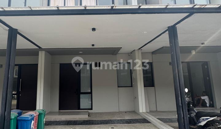 For Sale Millennial House Size 4.5x10 (2 Floors) PIK 2