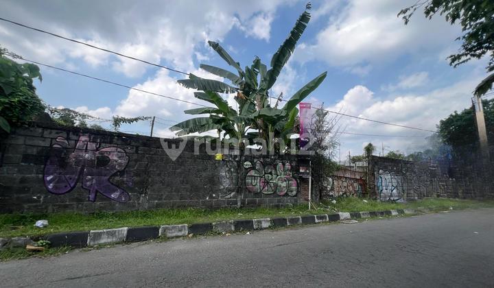 Cheap land in a premium area near UGM, UNY, JCM, Al Azhar, YIS, many offices and major tenants.