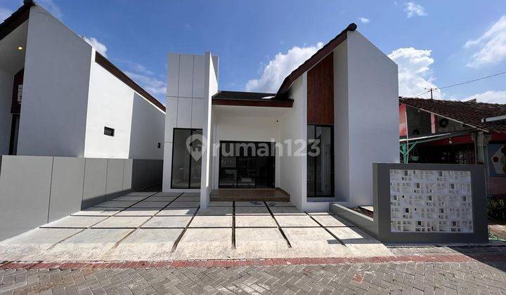 Rumah Modern Smart Home + Furnished Dekat Polres Sleman, Pemda Sleman, Sleman City Hall, Jl Magelang, Gito Gati 1