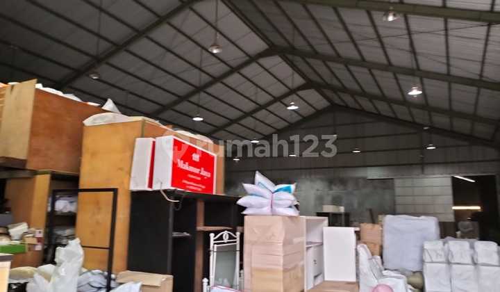 Cheap large warehouse in Magelang Street area near Jombor Terminal, North Ringroad, JCM, UGM, Container Access Cheap large warehouse in Magelang Street area near Jombor Terminal, North Ringroad, JCM, UGM, Container Access