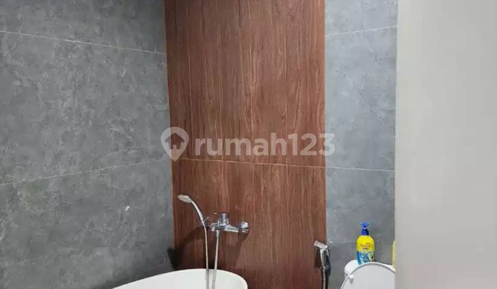 Luxury house on Jl Wates km 7 near UMY Campus, PKU Gamping, East Ringroad. Luxury house on Jl Wates km 7 near UMY Campus, PKU Gamping, East Ringroad.