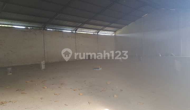 Large cheap warehouse near Giwangan Terminal, spacious parking can accommodate 2-3 containers.