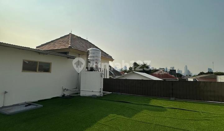 Large House in Kalibata, Pancoran, South Jakarta Near Kalibata Plaza, Pancoran Statue 2