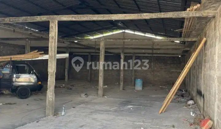 Cheap warehouse on Jl Bantul near the southern Ringroad, Giwangan Terminal, Yogyakarta City.