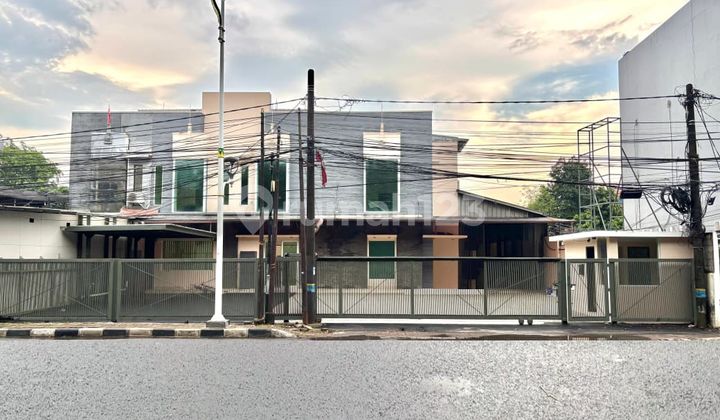 Ruko/ Gedung Besar di Pasar Minggu Jakarta Selatan