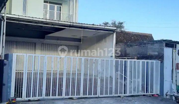 Large Cheap Ruko in Condongcatur Close to Gejayan, Pakuwon Mall, UGM, UNY, Jl Kaliurang, etc. 2