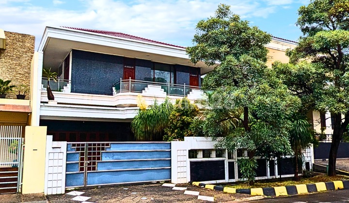 Intercon Rumah Luas, Bagus Siap Huni