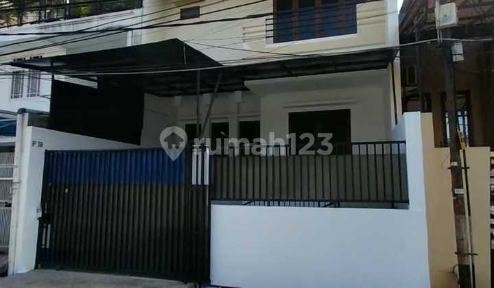 Taman Ratu Indah, West Jakarta, Ready-to-Occupy Rental House