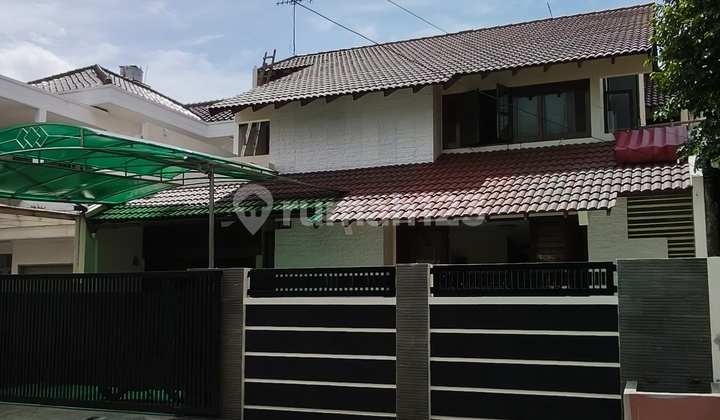 Puri Indah Rumah Sewa Bagus Lingkungan Nyaman Siap Huni Puri Indah Rumah Sewa Bagus Lingkungan Nyaman Siap Huni