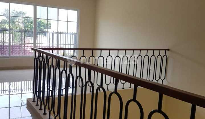 Blue Buana Grand Cluster, Permata Buana Garden New Renovated Ready-to-Live House for Rent 2