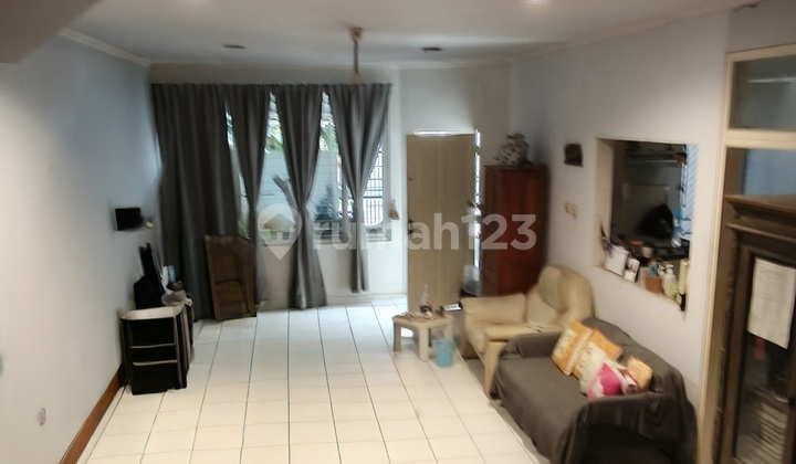 Puri Indah Rumah Sewa Siap Huni Bebas Banjir