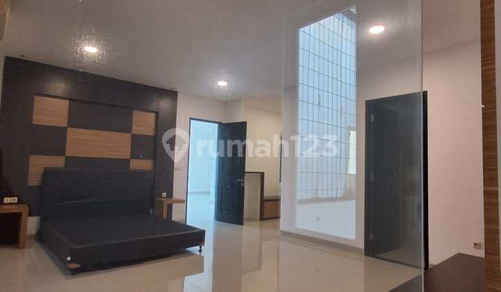 Dijual Rumah Mewah Baru di Onyx Alam Sutera 2