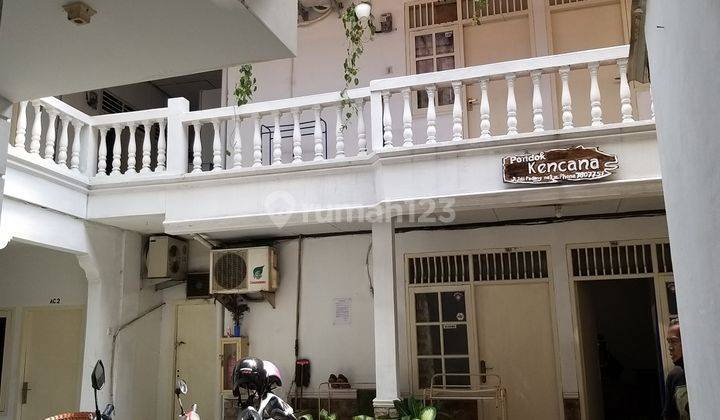 Rumah kos dan Cafe pinggir jalan raya...straregis 2