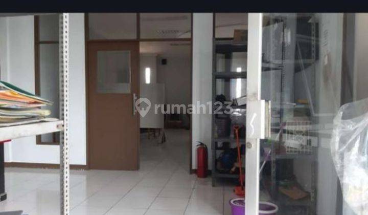 Ruko 3 lantai jln raya cikunir 2