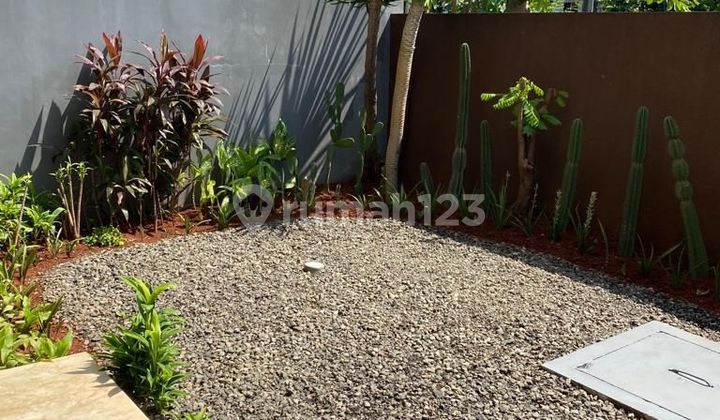 Rumah cantik minimalis di selatan jakarta 2