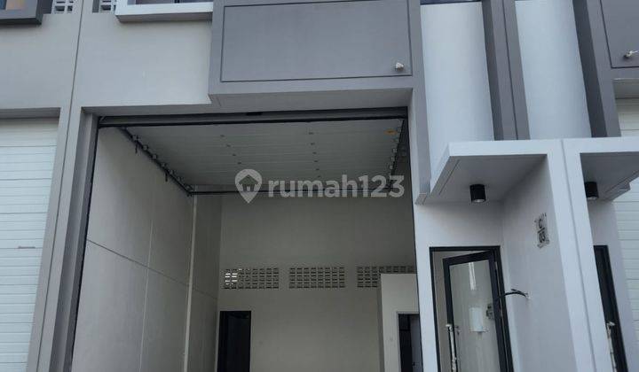 Dijual Gudang Lokasi Premium di Komplek Pergudangan Taman Tekno X 2