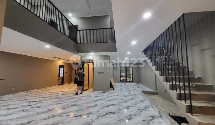 Dijual Rumah Bangunan Baru di Giri Loka Bsd City 2
