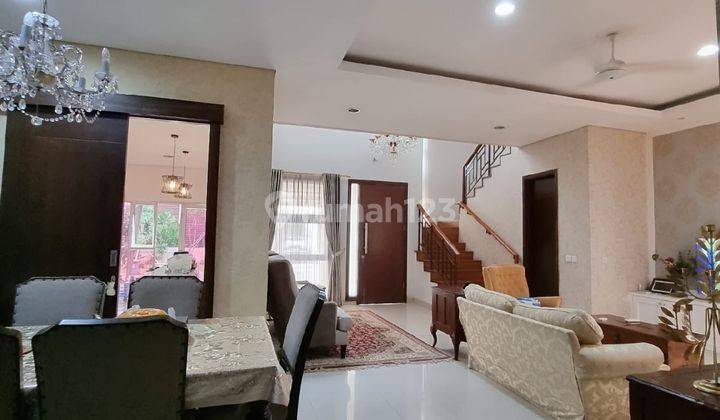 Dijual Cepat, Rumah Murah Semi Furnished di Greenwich 2