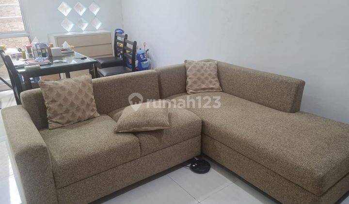 Dijual Rumah Semi Furnished Dalam Cluster di Castilla Bsd 2