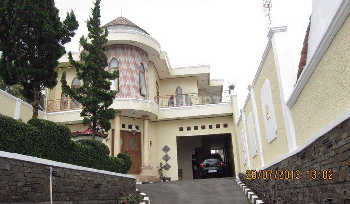 Djual Rumah Cantik Asri, Furnished di Jalan Selabintana, Sukabumi 1