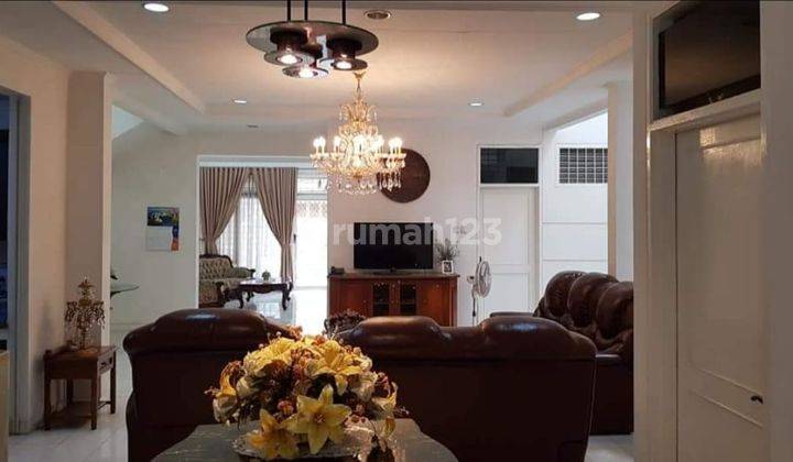 Dijual Rumah Mewah Full Furnished Siap Huni di Pondok Indah 2