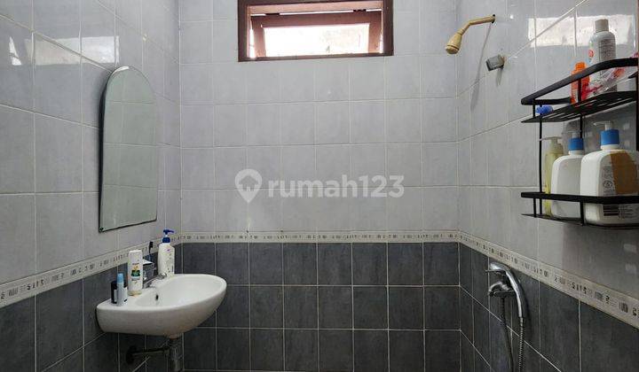 Dijual Rumah Hoek, Hadap Timur di Taman Chrysant 2 2