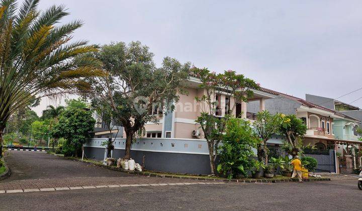 Disewakan Rumah Cantik Siap Huni Di Anggrek Loka Ext 2