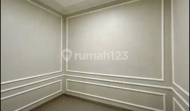 Dijual Rumah Lantai Granit dalam Cluster di Serpong Garden 2