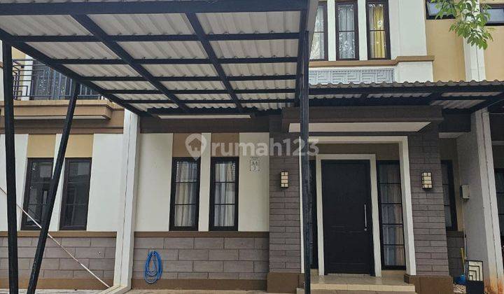 Disewakan Rumah Semi Furnished di Savia Park 1