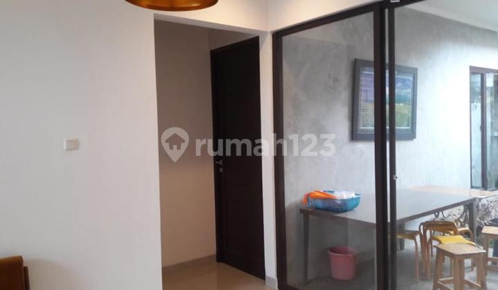 Dijual Rumah di Kencana Loka BSD Hadap Utara, Lokasi Strategis 2