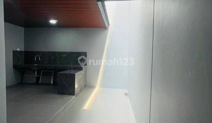 Dijual Rumah Row Lebar Di The Eminent Cluster Illustria 2