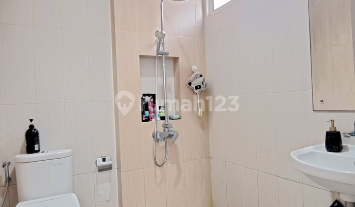 Dijual Rumah 2 Lantai Rapih Siap Huni di Bsd City 2