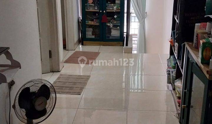 Dijual Rumah Siap Huni Semi Furnish di Kencana Loka 2