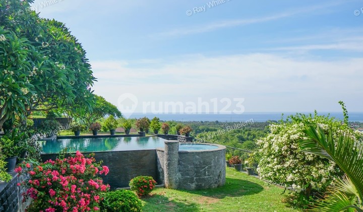 Luxury Hillside Villa With Uninterrupted Ocean Views