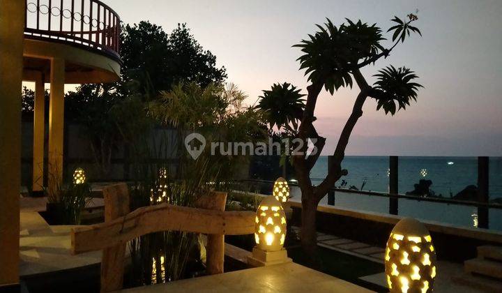 PRICE DROP.NEW BEACH FRONT VILLA IN LOVINA 2